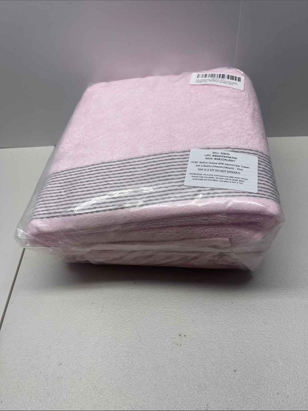 Belizzi 6 Pack Towel Set, Contains 2 Bath, 2 Hand Towels, 2 washcloths. NEW